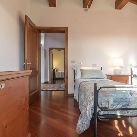 Italian Experience-villa Vagnini Villa Pésaro